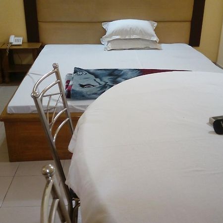 Royal Park Residential Hotel Chittagong Eksteriør bilde