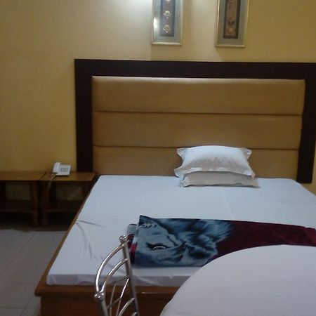 Royal Park Residential Hotel Chittagong Eksteriør bilde