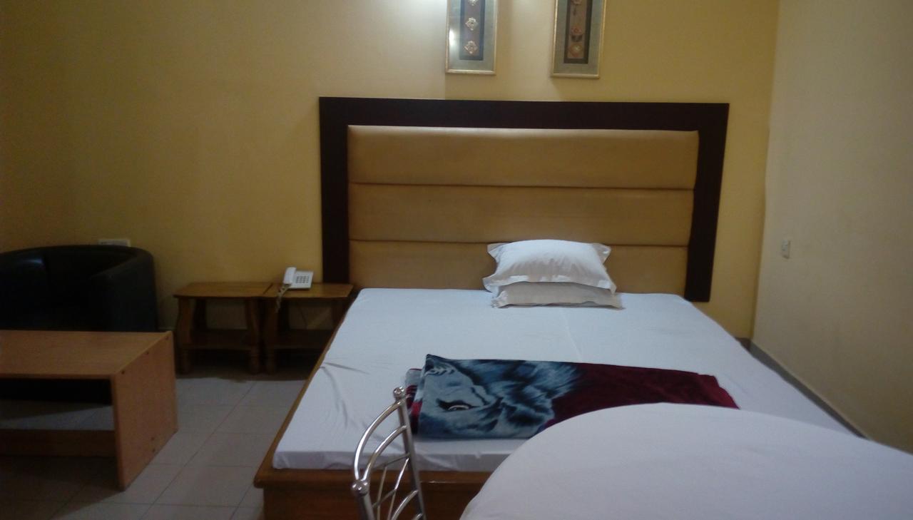 Royal Park Residential Hotel Chittagong Eksteriør bilde